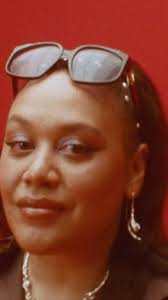 Fresh off her COLORS performance of ‘HiYA’, in collaboration with KaDeWe,  Ray Lozano (@raylozanoxoxo) takes us inside her world, sharing how she  feels most at home in the spaces she creates through ...