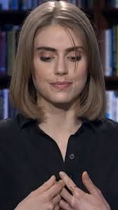 @democracynow "The award-winning Palestinian American journalist and author  Sarah Aziza describes how Palestine has shaped her worldview.,  @sarahazizawrites has just released a new book, "The Hollow ...