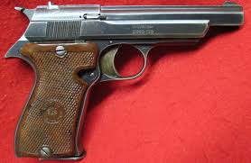 Laz yapımı silah callaga 9mm. Star Made In Spain Mod S A 22 Lr Semi Auto With 4 25 Inch Barrel Picture 1 Hand Guns Guns And Ammo 22 Pistol