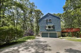 24 Deborah Dr, Walpole, MA 02081