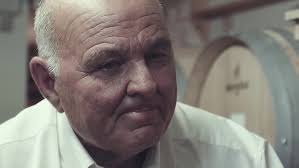 VIÑEDOS Y BODEGAS · Marcelino Serrano · #ValientesEOI · Subtítulos