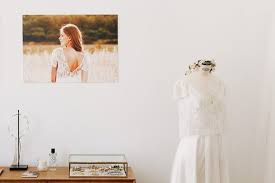 Vintage hand knit crochet lace bell sleeve wedding dress with fringe photo shoot. The Best Wedding Dresses Showrooms In France La Mariee Aux Pieds Nus