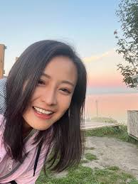 今朝一早未夠6點就去釣魚沿途遇上超靚嘅日出去到碼頭又有好夢幻靚景好多謝Miles同Stephen帶住我呢個新丁