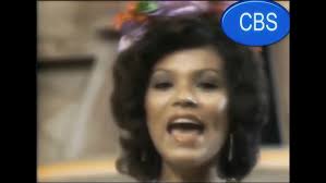 Lisa Longsworth's Instagram, Twitter & Facebook