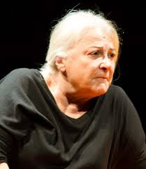 Josiane balasko is on facebook. Tarbes La Femme Rompue Et Malmenee Par Josiane Balasko Ladepeche Fr