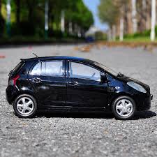 Toyota yaris sd 1.5 xs automatico 2019. 1 18 Toyota Yaris Alloy Diecast Model Car Toys For Children Birthday Gift Free Shipping Original Factory Box Diecasts Toy Vehicles Aliexpress
