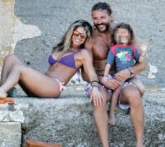 Check spelling or type a new query. H Katerina Laspa Einai Mia Se3i Mama