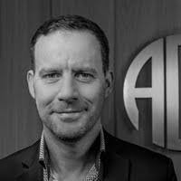 Mark Quigley's Instagram, Twitter & Facebook