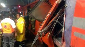 Accidente en metro de ciudad de méxico: Video Sobre El Accidente En La Estacion Del Metro Oceania Youtube