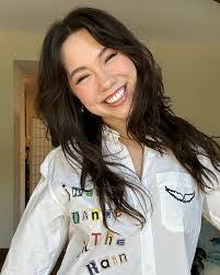 Jodi Real's Instagram, Twitter & Facebook