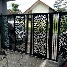 Selain untuk membantu keamanan tertarik menggunakan besi sebagai bahan pagar di rumah? Pintu Pagar Rumah Terkini 2019 2020