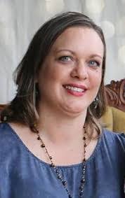 Lynn Trapp's Instagram, Twitter & Facebook