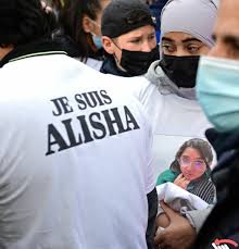 Le corps sans vie d'alisha, 14 ans, a été retrouvé dans la seine lundi à argenteuil, marqué de nombreuses traces alisha aurait été victime de harcèlement de leur part depuis plusieurs semaines. 9xtqeiagbunurm