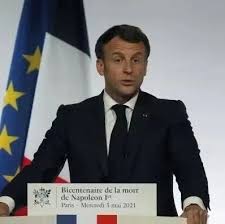 （澳洲生活網）北京時間5月8日，法國內政部公布第二輪總統選舉結果。法國前經濟部長、「前進運動」領導人埃馬紐埃爾•馬克龍（emmanuel macron）戰勝法國國民陣線前主席瑪麗娜•勒龐（marine le pen）成為法國第五共和國第八任總統。勒龐已經承認落敗，並致電祝賀馬克龍當選。 在馬克龍發表勝選. é©¬å…‹é¾™ ç¬¬äºŒä¸ªæ•¢è¿™ä¹ˆåšçš„æ³•å›½æ€»ç»Ÿ æ‹¿ç ´ä»' é©¬å…‹é¾™ æ³•å›½æ€»ç»Ÿ æ–°æµªç§'æŠ€ æ–°æµªç½'