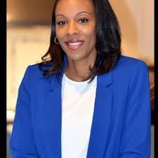 Neva Powell's Instagram, Twitter & Facebook