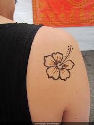 Plumeria In 2020 Henna Tattoo Hand Henna Flower Designs Henna Tattoo Designs Simple