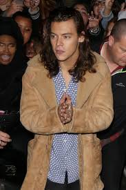 More in control than the mom who's trying to do it all, this hairstyle works on two types of individuals: Breaking Harry Styles May Just Have Chopped Off His Luscious Long Hair