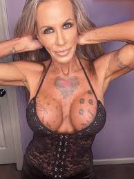 juicyjuggs96 candid shower