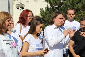 Cosmin peșteșan este din 16 ianuarie 2020 director al directiei siguranta si calitate in cadrul romatsa. Oameni Noi In PoliticÄƒ Si La GalaÅ£i ViaÅ£a LiberÄƒ GalaÅ£i