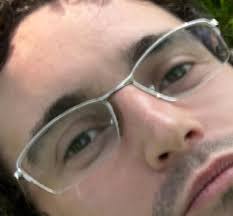 Did anyone find my lost glasses at the Sorauren Farmers' Market?