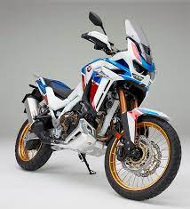 La nueva honda crf1100l africa twin ya tiene precio, y va desde los 14.800 a los 19.600 euros 5 comentarios 17 octubre 2019 la honda crf1100l africa twin es una de las motos más ansiadas de 2020 por los aficionados a las aventuras en moto. Honda Crf1100l Africa Twin 2020 Y Adventure Sports Fotos Y Datos Oficiales