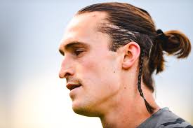 Less than 20 minutes 'til kickoff! #CHSvPIT 🔜