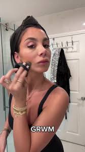 10 Minute GRWM Makeup Tutorial