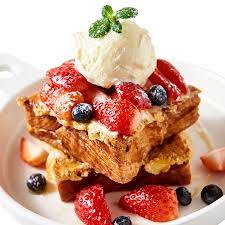 Strawberry And Blueberry French Toast With Ice Cream Picture Of 88bread Seoul Tripadvisor