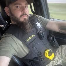 Why does my 2002 F250 7.3L auto 4x4 not shift from first to second gear?