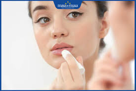 Tổng hợp 6 mẹo dưỡng hồng, trị thâm môi bằng dầu dừa tại nhà