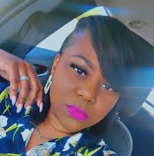 Deborah Kiser's Instagram, Twitter & Facebook