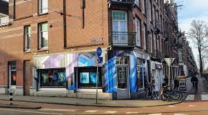 De kappers zullen vanaf maandag 18 mei hun deuren weer mogen openen. Versoepelingen Coronamaatregelen Weer Naar De Kapper En Winkelen Op Afspraak Corona De Westkrant