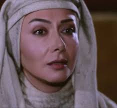 كتب دوستويفسكي في رواية الإخوة كارامازوف الحياة تهيئ للإنسان في بعض الأحيان  مهازل فاجعة ، مبكية من هذا النوع …