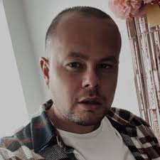 Danielle gillett (@gillett89)