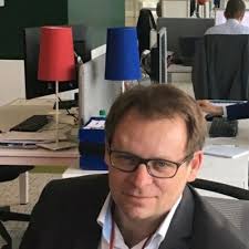 Jeremy Zabatta sur LinkedIn : Elise Degrave (UNamur) : « Il faut politiser  le numérique pour éviter le…