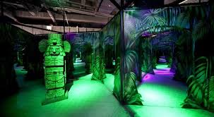 Mirror Maze Istanbul Akvaryum Resmi Tripadvisor