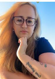 White Girl Thats Peach