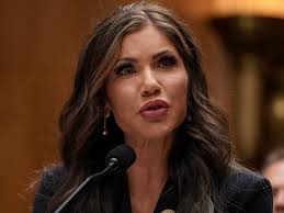 Christina Applegate 'Blacked Out' During Emmys Appearance