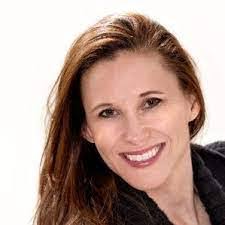 Lori Reber's Instagram, Twitter & Facebook