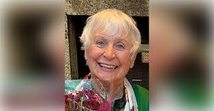 Dennis Dail's Instagram, Twitter & Facebook