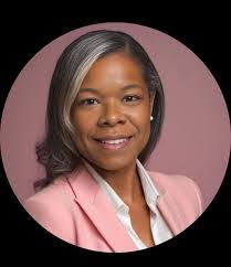 Robin Hightower's Instagram, Twitter & Facebook