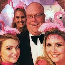 Monique Greenberg's Instagram, Twitter & Facebook