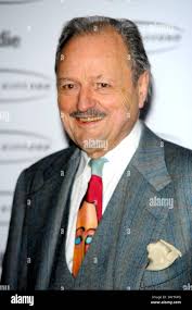 Peter bowles hi-res stock photography and images