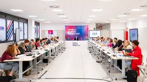 Has nouvelle rouge done anal Sexy sex lesbian