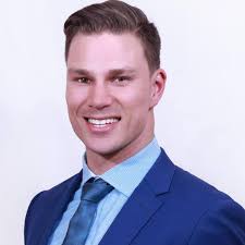 Dan Jenner Licensed Real Estate Salesperson at Douglas Elliman