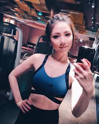超級女英雄必須時常保持最佳狀態 a superhero must always be ready superhero girlpower gemxstanlee chinese beauty fashion sports bra
