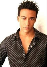 Damien Perkins's Instagram, Twitter & Facebook