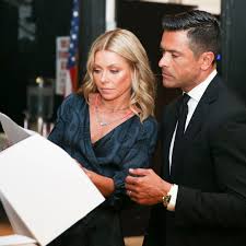 Kelly ripa unveils her family's holiday card: How Did Kelly Ripa S Quarantine Secret Get Out Vanity Fair