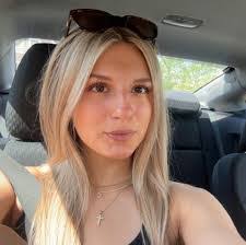 Heather Lifland's Instagram, Twitter & Facebook