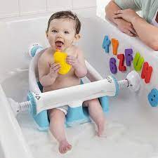 It's hard for me to hold her and bath her. Best Baby Bath Seats 2021 A Clean Safe And Happy Baby Infant